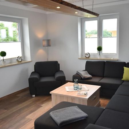 Cozy Holiday Home In Gross Schwansee With Sauna Eksteriør billede
