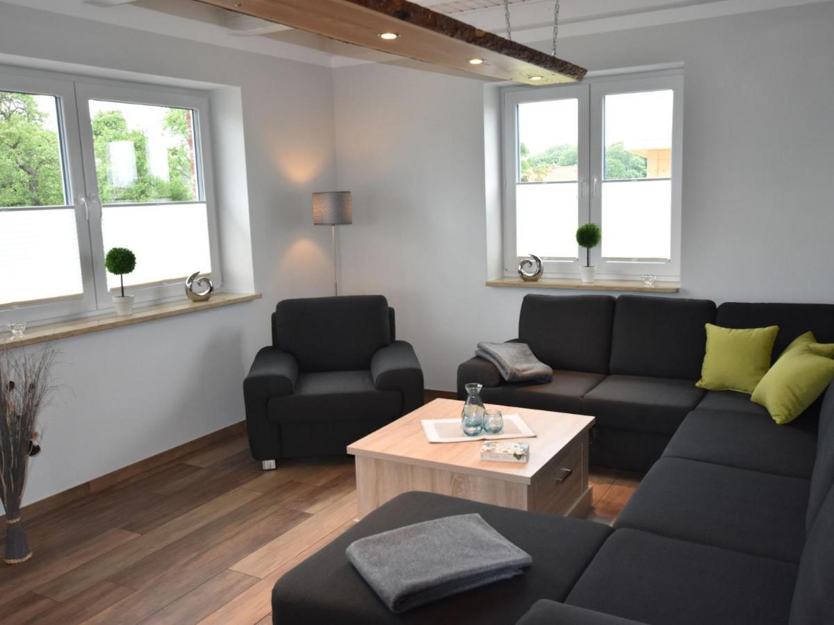 Cozy Holiday Home In Gross Schwansee With Sauna Eksteriør billede